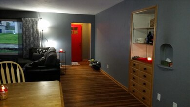 221 26th St NW, Cedar Rapids, IA 52405 - photo 7