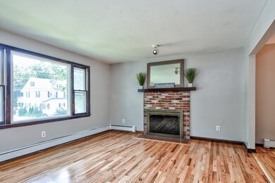 1001 Waverly St, Framingham, MA 01702 - photo 4