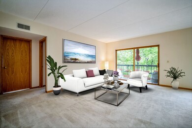 820 Graceland Ave unit 403, Des Plaines, IL 60016 - photo 5