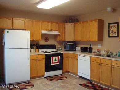 14 Litchfield Ln W, Martinsburg, WV 25405 - photo 6