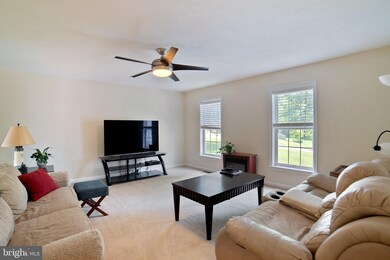 12 Spring Heath Ct, Windsor Mill, MD 21244 - photo 7
