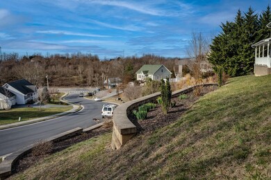 1841 Manor Dr, Harrisonburg, VA 22801 - photo 7