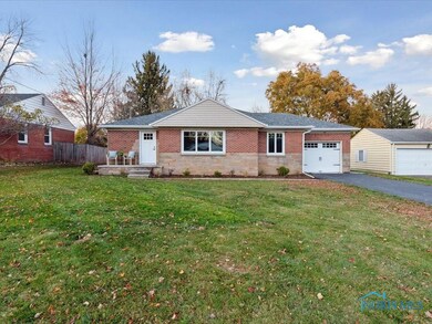 136 E Yates Ave, Findlay, OH 45840 - photo 2