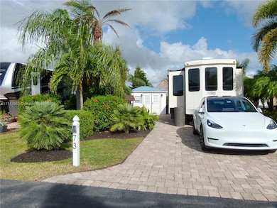 537 SW 40th Cove, Okeechobee, FL 34974 - photo 2