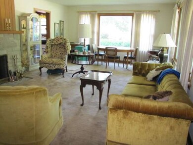 18404 Perth Ave, Homewood, IL 60430 - photo 3