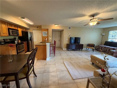 2070 Arbour Walk Cir unit 3214, Naples, FL 34109 - photo 4