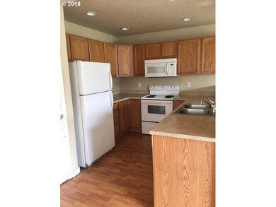 1295 SW 12th St, Pendleton, OR 97801 - photo 4