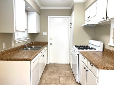 9007 Glen Shadow Dr, Houston, TX 77088 - photo 4