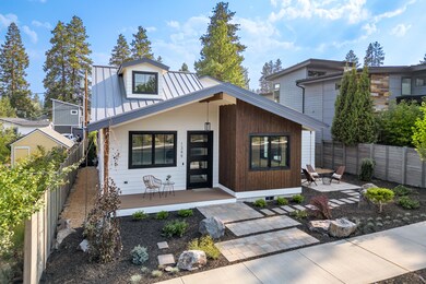 1349 NW Ithaca Ave, Bend, OR 97701 - photo 2