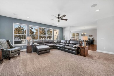 324 Wyndemere Dr, Lake Saint Louis, MO 63367 - photo 7