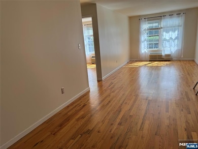 25 Crest St unit 112, Westwood, NJ 07675 - photo 2