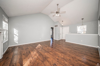 422 Navajo Dr, Junction City, KS 66441 - photo 6