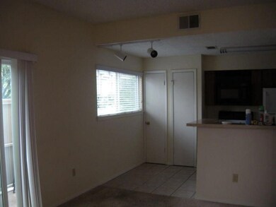 114 E 31st St unit 109, Austin, TX 78705 - photo 2