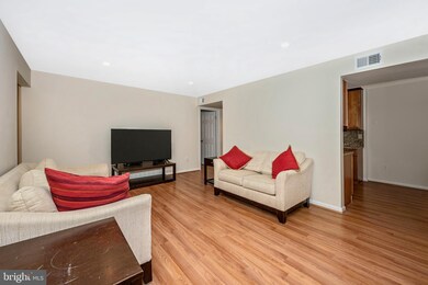 20257 Shipley Terrace unit 5-A-101, Germantown, MD 20874 - photo 6