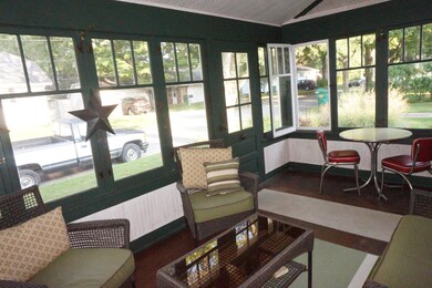 1414 Regent St, Niles, MI 49120 - photo 5