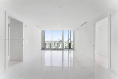 Aston Martin Residences unit 5209, Miami, FL 33131 - photo 2
