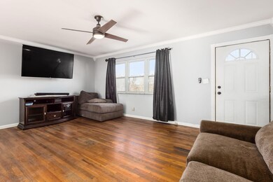 1720 Noe Bixby Front Rm2