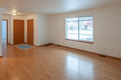 1075 Harmony Ct, Kalispell, MT 59901 - photo 4