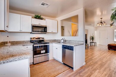 512 W Dana Ave, Mesa, AZ 85210 - photo 4