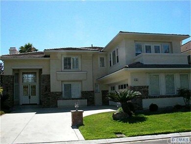Full frontal view of attractive JM Peters Plan3, a