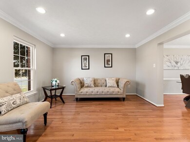 2117 Cross Trails Rd, Windsor Mill, MD 21244 - photo 3