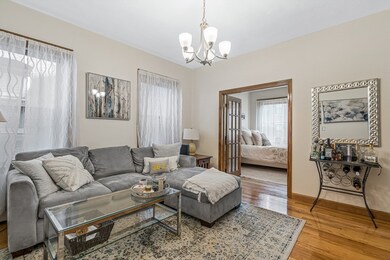 422 Hanover St unit 3, Boston, MA 02113 - photo 2