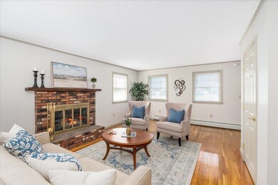 118 Glen Forest Dr, Manchester, NH 03109 - photo 4