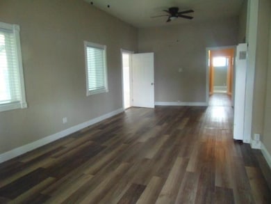 1359 2nd St, Red Bluff, CA 96080 - photo 2