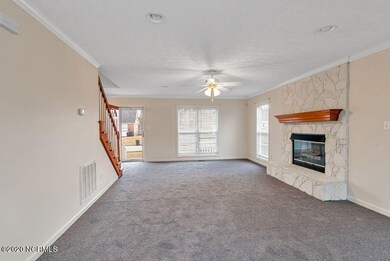 209 Lansing Ct, Jacksonville, NC 28540 - photo 7