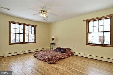 14413 Hollyhock Way, Burtonsville, MD 20866 - photo 6