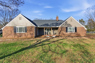 1919 Robinson Rd, Murfreesboro, TN 37130 - photo 2