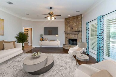 113 Rey Del Mar Cir, Weatherford, TX 76085 - photo 2