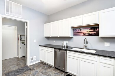 24104 Pear Tree Cir unit 171805, Plainfield, IL 60585 - photo 7