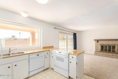tucson house 3 with 3 bed 2 bath -2