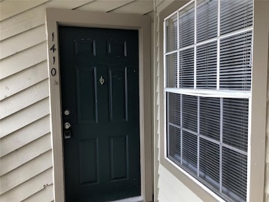 9100 Dr Martin Luther King jr St N unit 1410, Saint Petersburg, FL 33702 - photo 2