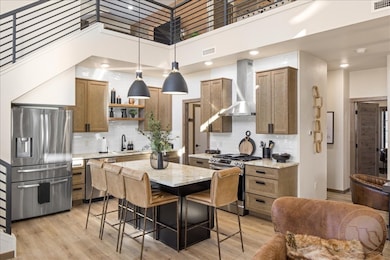 photos of similar home