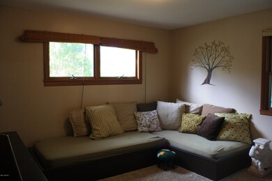 2744 Morningside Dr, Lansing, MI 48906 - photo 4