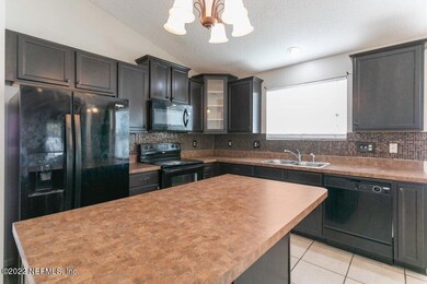 11089 Campus Heights Ln, Jacksonville, FL 32218 - photo 5