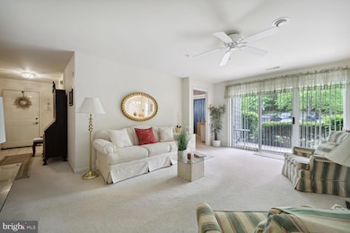 135 Timberbrook Ln unit 101, Gaithersburg, MD 20878 - photo 2