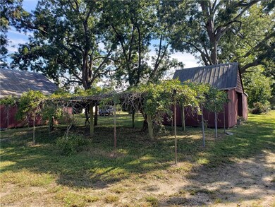 13009 Windsor Blvd, Windsor, VA 23487 - photo 5