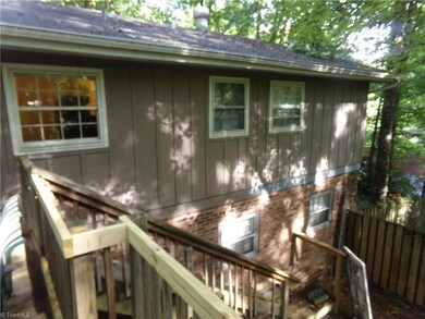 1049 Oakmont Dr, Asheboro, NC 27205 - photo 3