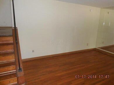 3900 Lynward Rd, Columbus, OH 43228 - photo 2