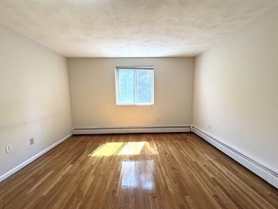 6 Mclean Place unit 5, Cambridge, MA 02140 - photo 5