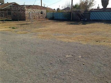 523 Chula Vista St unit B, El Paso, TX 79915 - photo 4