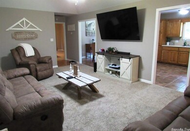 7002 Deerwood Dr, Paragould, AR 72450 - photo 2