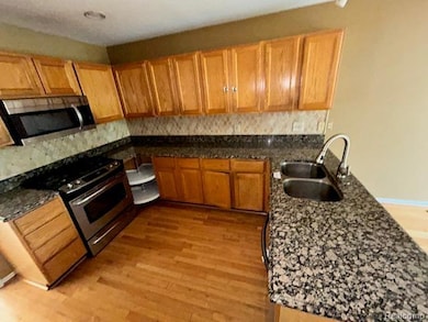 692 Brockmoor Ln, Bloomfield Hills, MI 48304 - photo 5