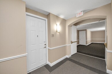 7575 Kirby Dr unit 3403, Houston, TX 77030 - photo 3