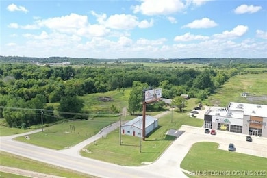 11608 S Union Ave, Jenks, OK 74037 - photo 2