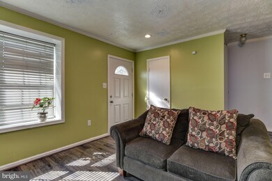 18722 Winding Creek Place, Germantown, MD 20874 - photo 5