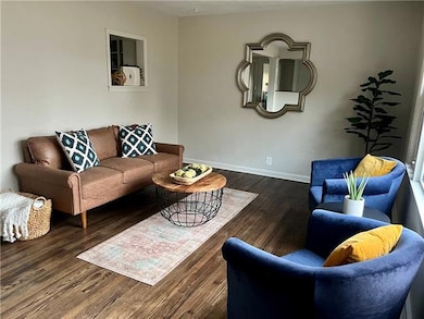 812 NW Zaun Ave, Blue Springs, MO 64015 - photo 5